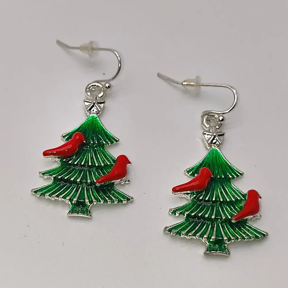 C 8 christmas tree earrings with